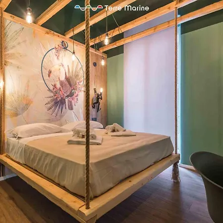Jungle, Terre Marine Penzion 3*