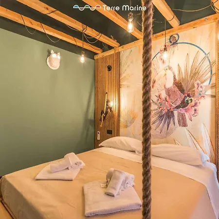 Jungle, Terre Marine Λα Σπέτσια